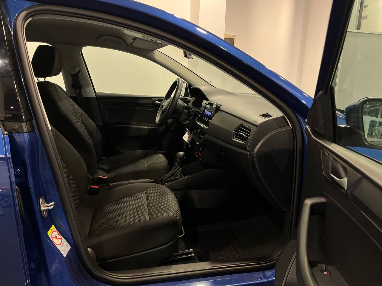 VOLKSWAGEN POLO (ХЭТЧБЕК)