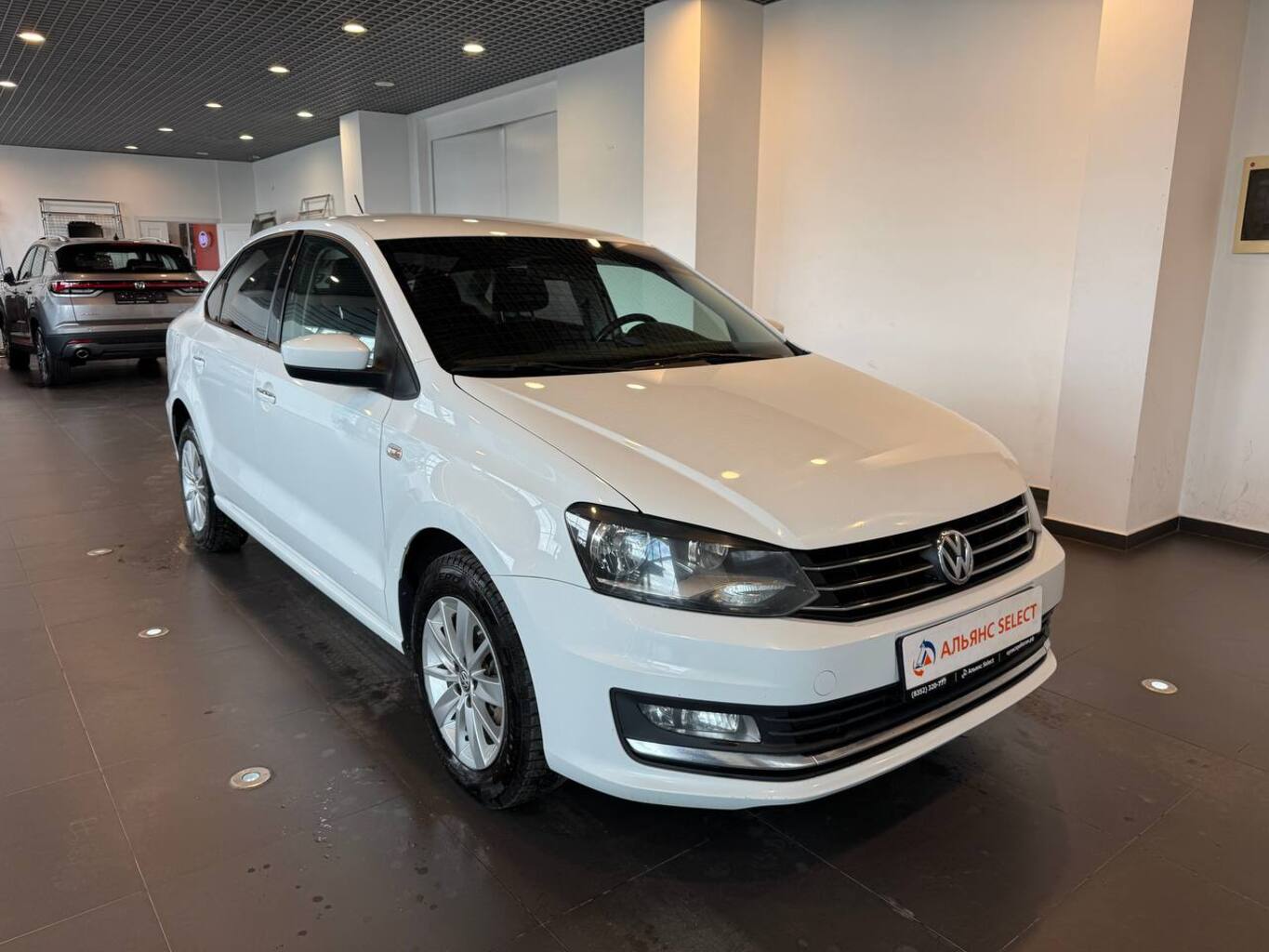 VOLKSWAGEN POLO