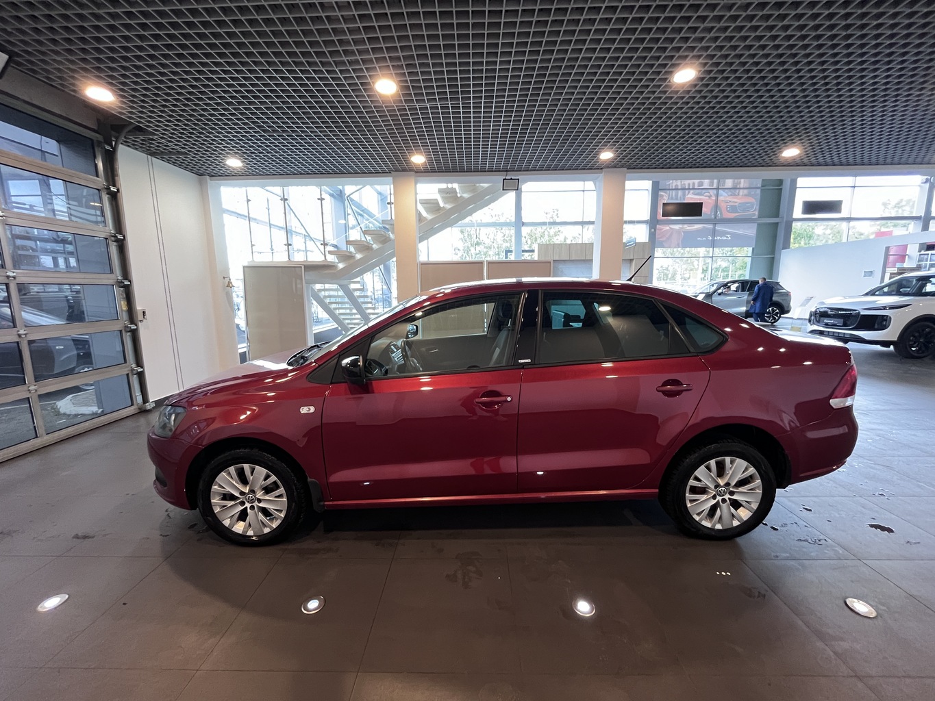 VOLKSWAGEN POLO