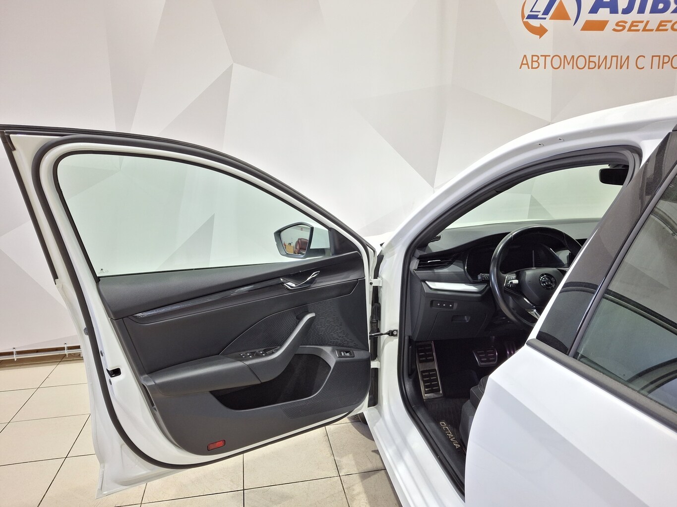 SKODA OKTAVIA
