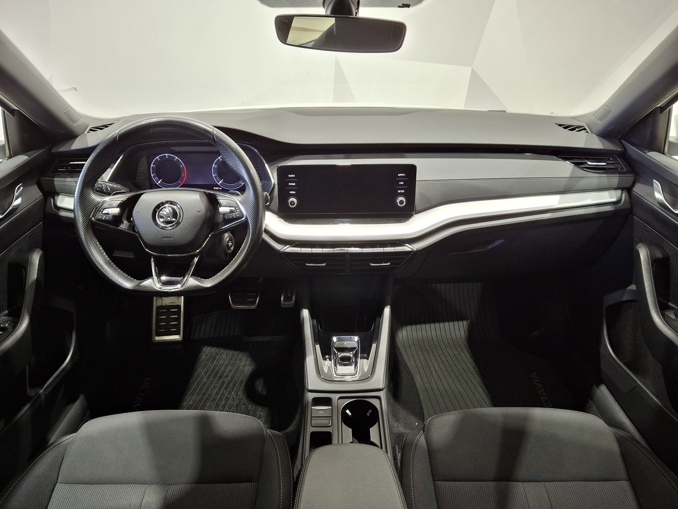 SKODA OKTAVIA