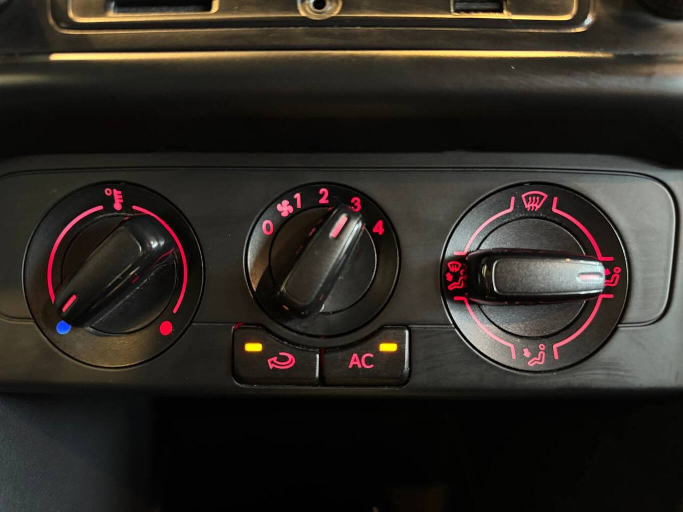 VOLKSWAGEN ФОЛЬКСВАГЕН