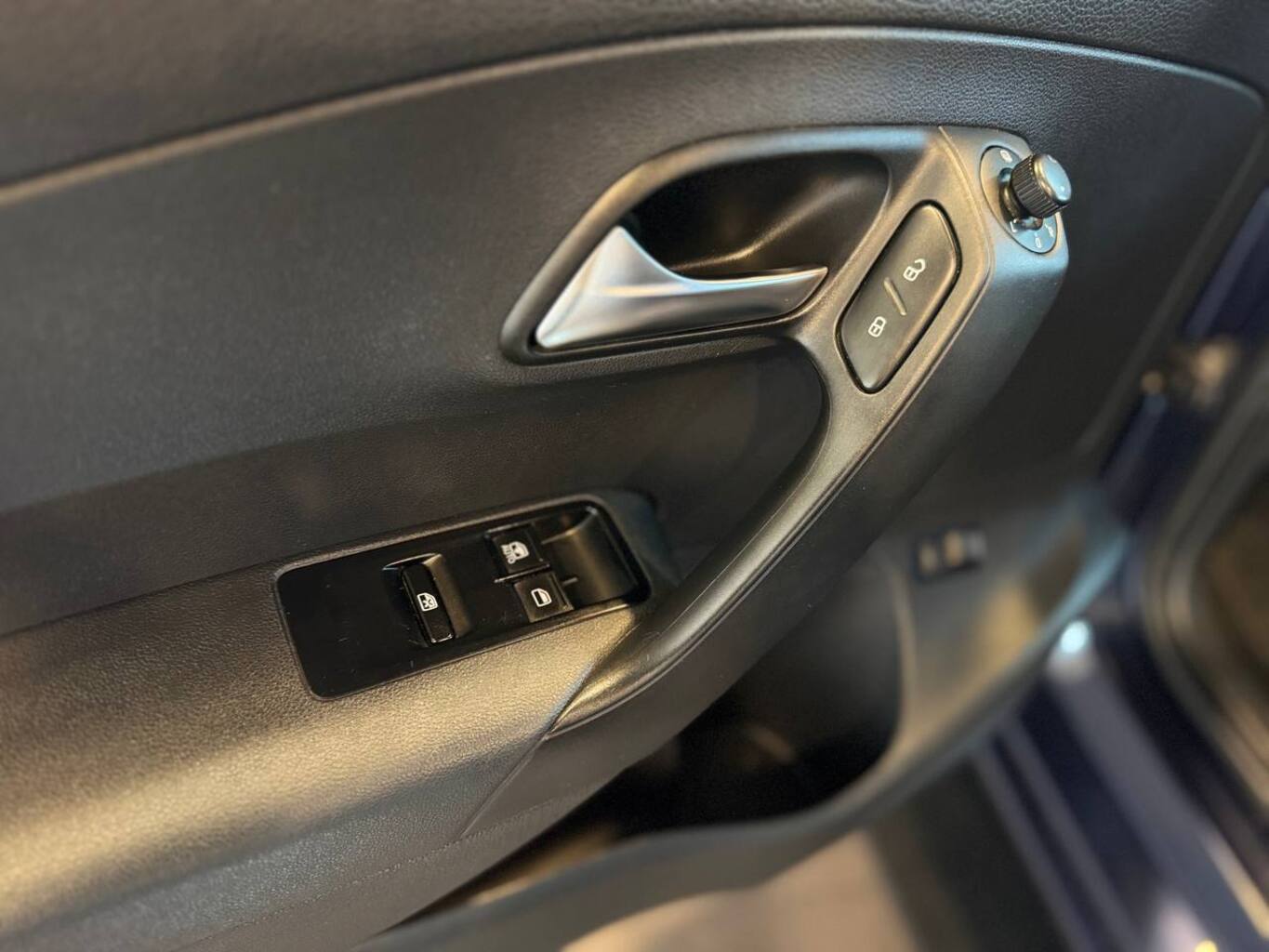 VOLKSWAGEN ФОЛЬКСВАГЕН