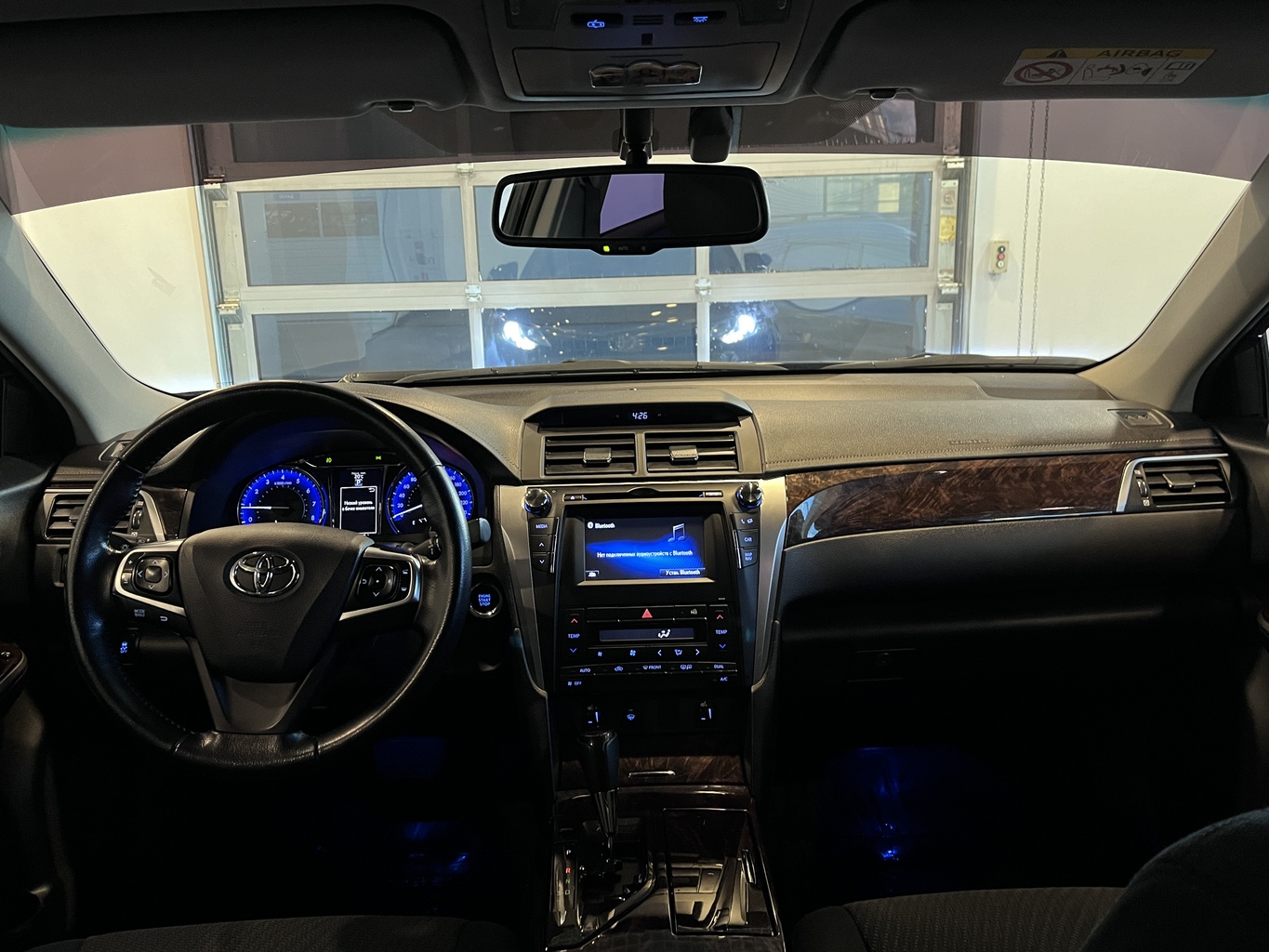 TOYOTA CAMRY