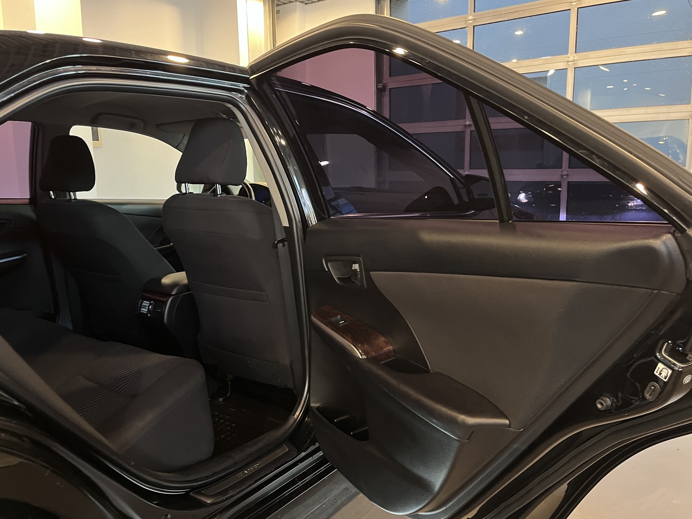 TOYOTA CAMRY