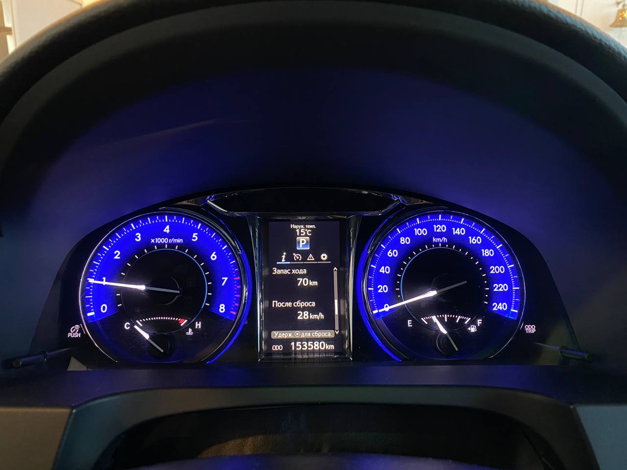 TOYOTA CAMRY