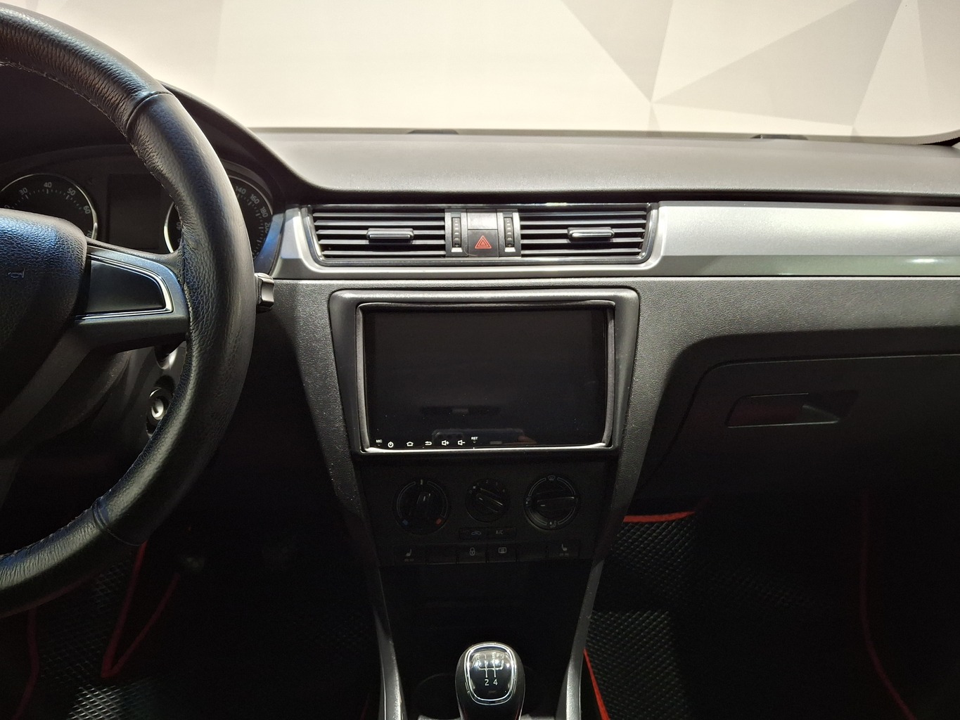 SKODA RAPID