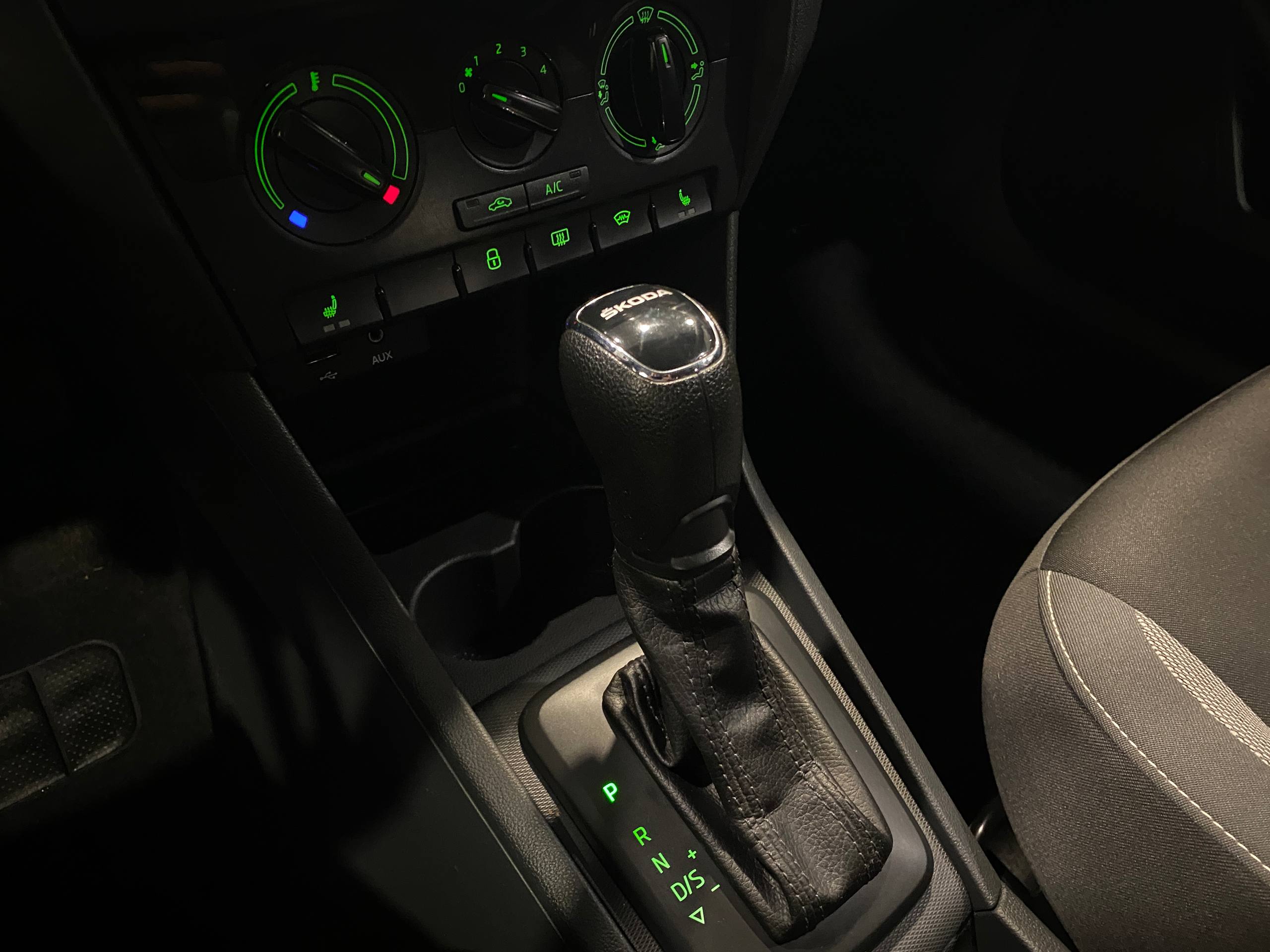 SKODA RAPID