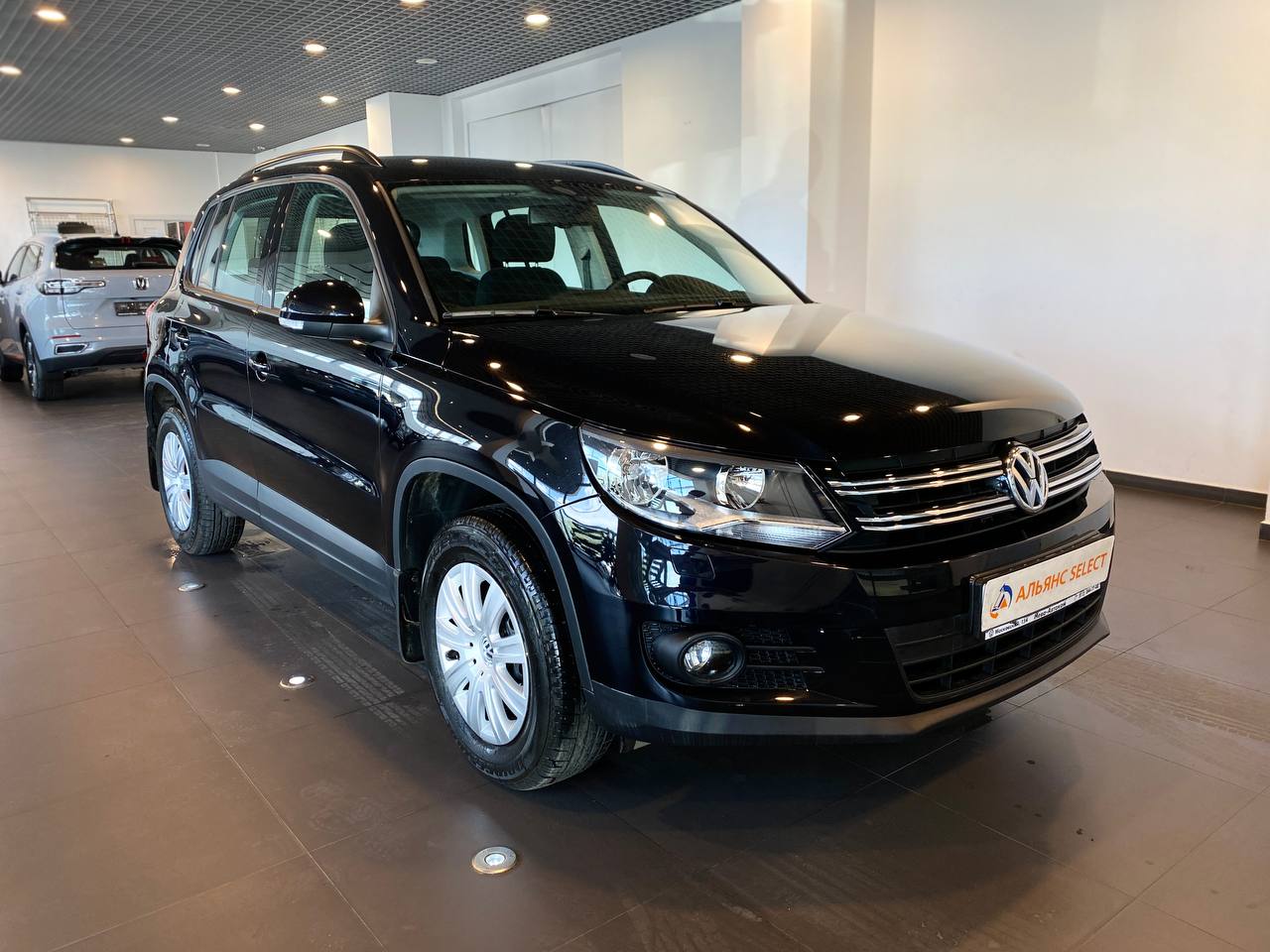 VOLKSWAGEN TIGUAN NEW