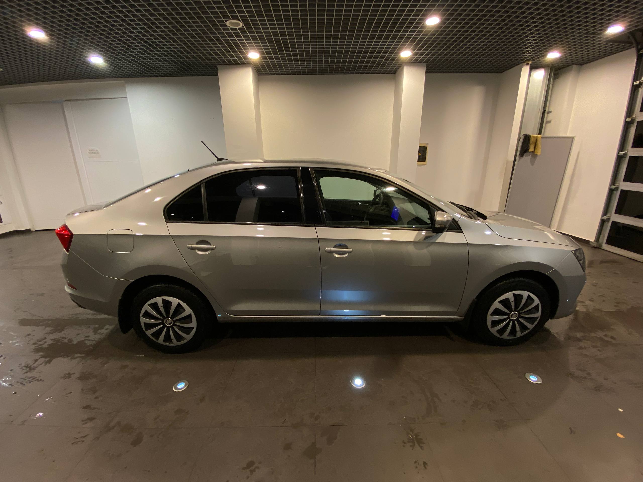 SKODA RAPID