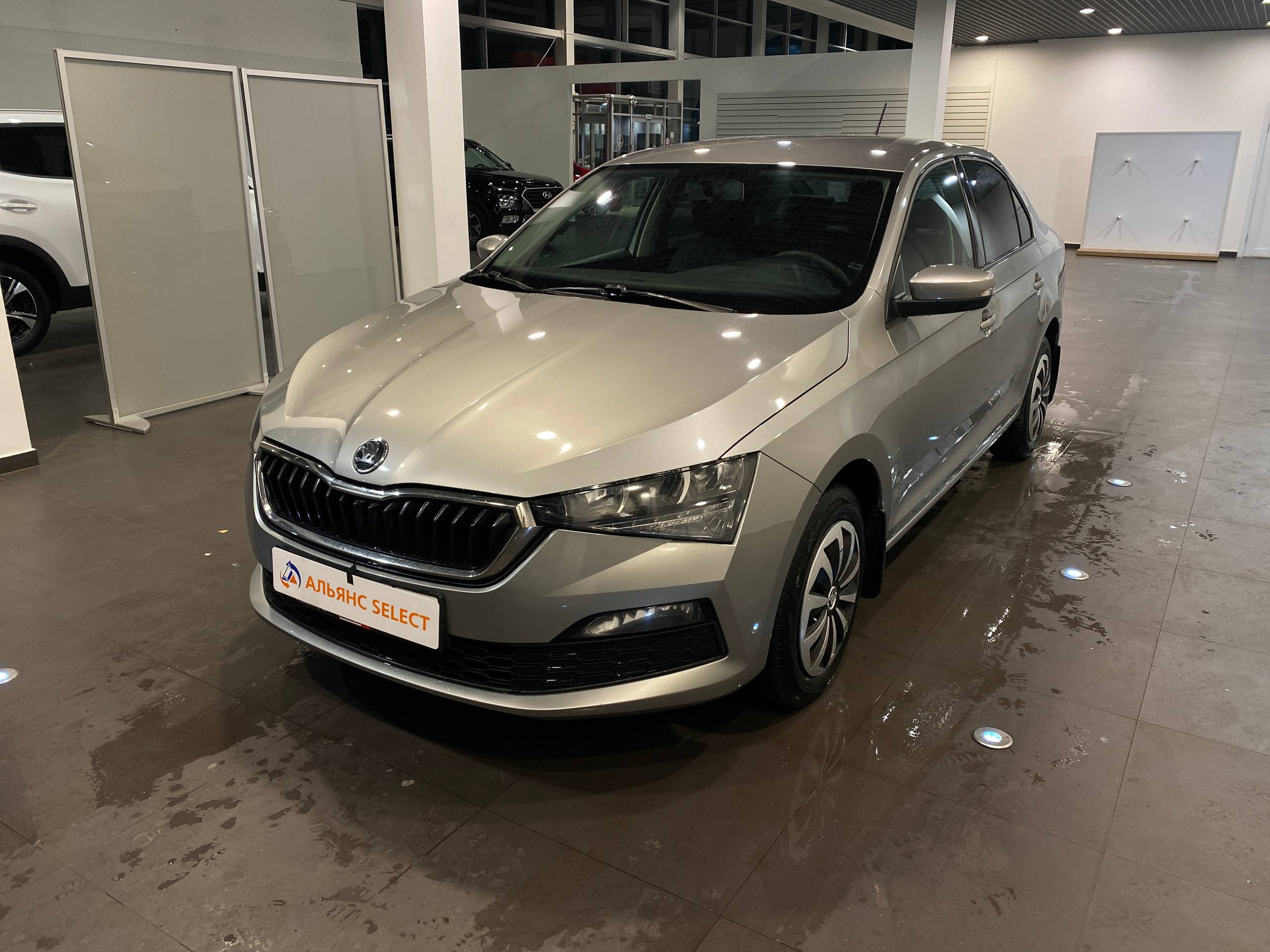 SKODA RAPID