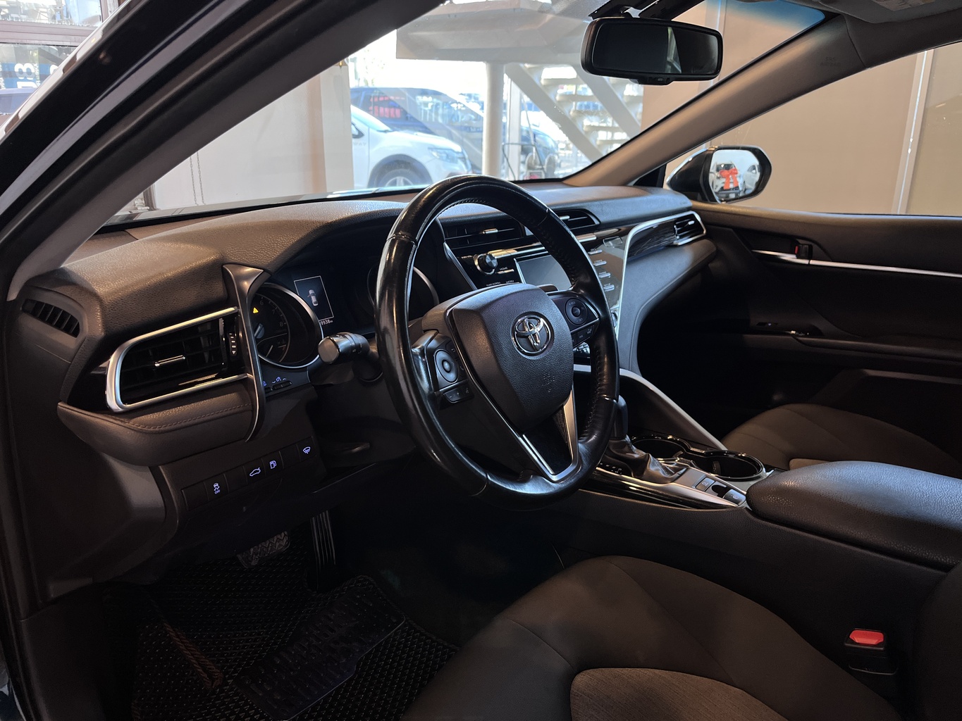 TOYOTA CAMRY