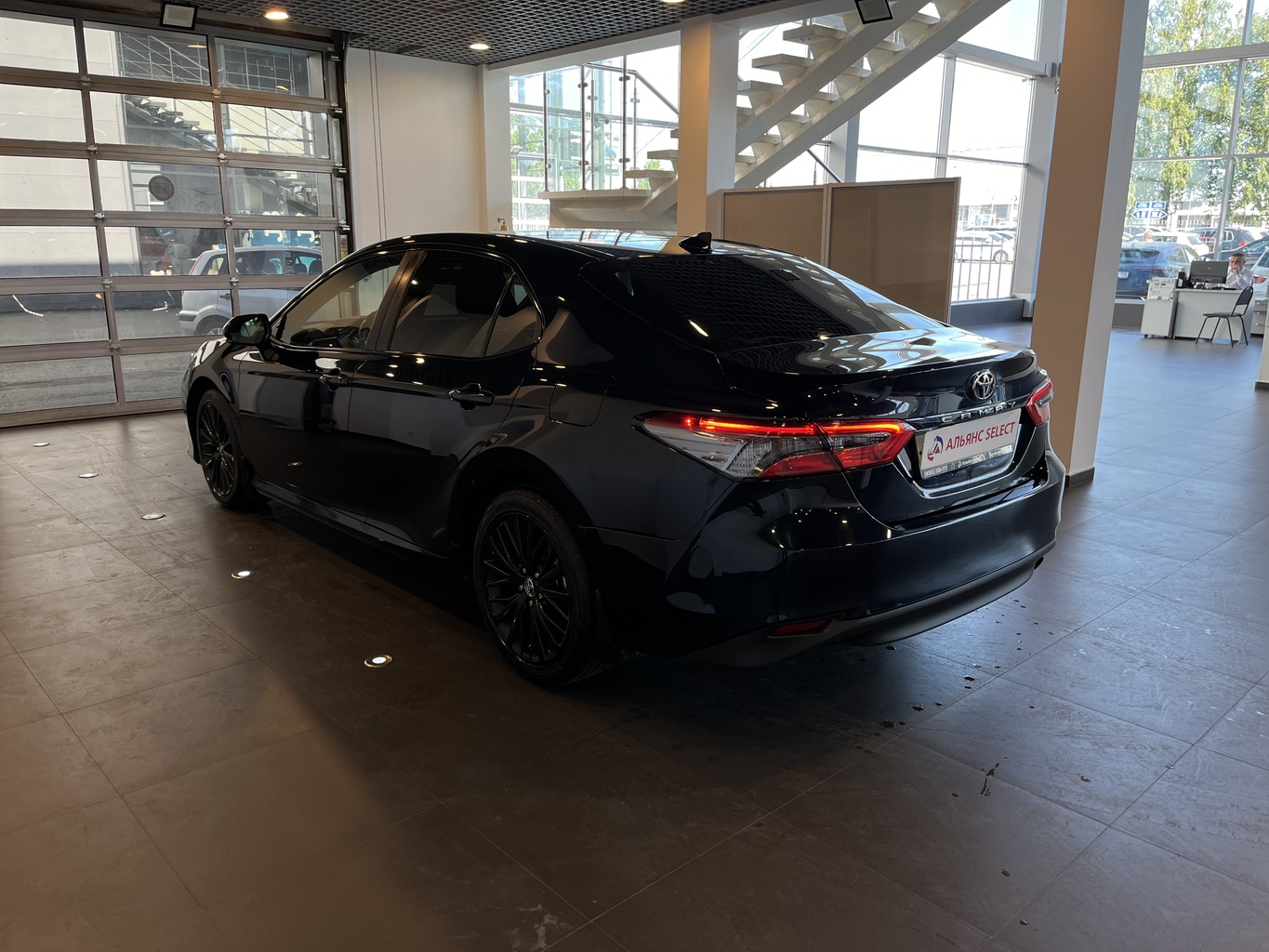 TOYOTA CAMRY