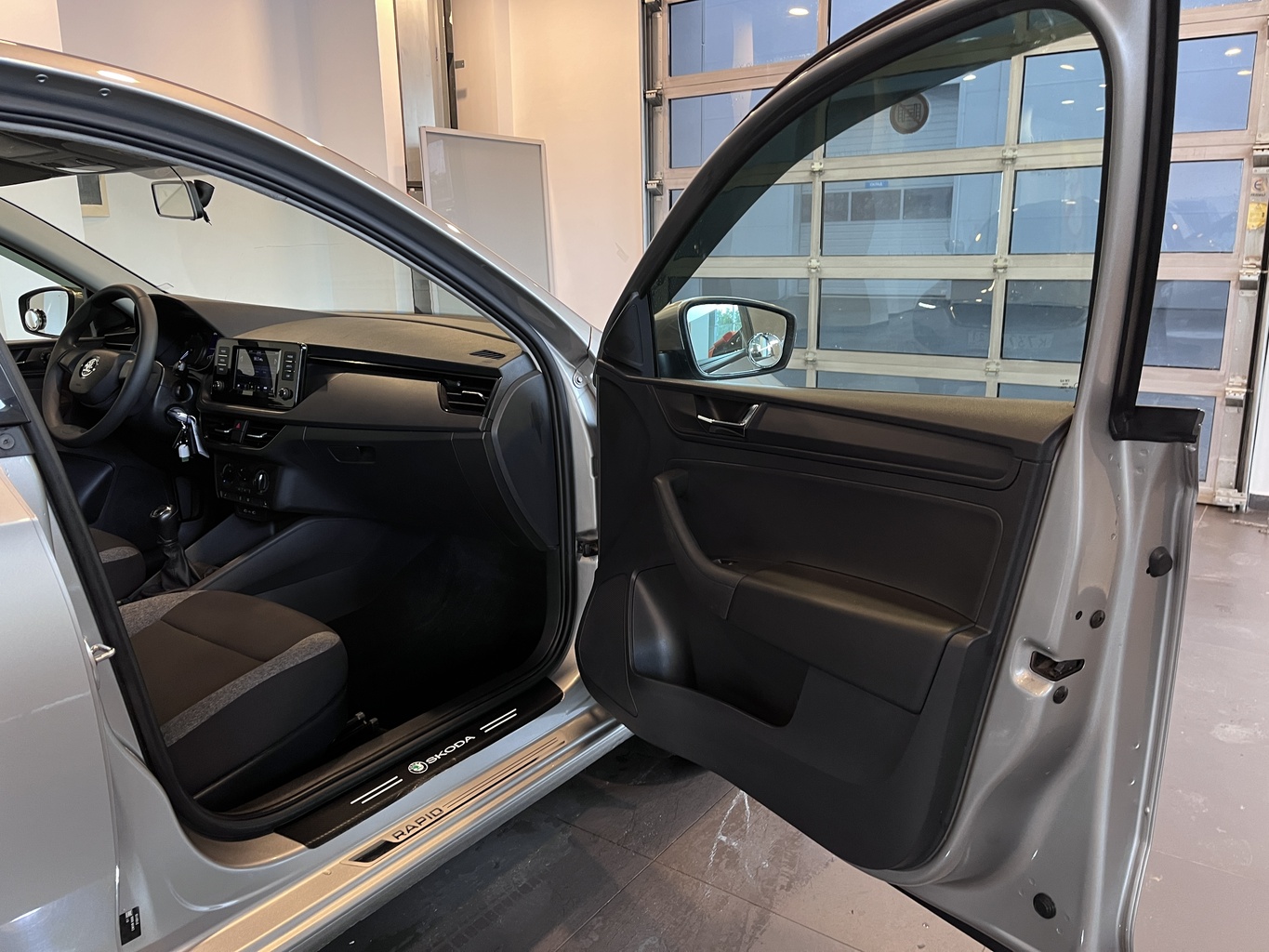 SKODA RAPID