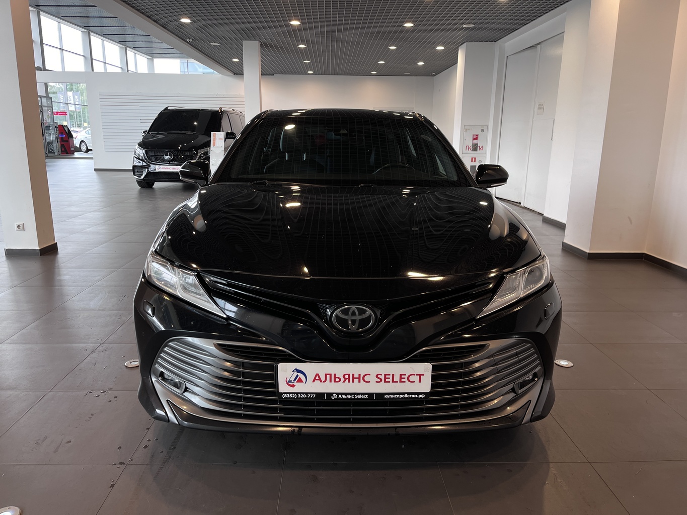 TOYOTA CAMRY