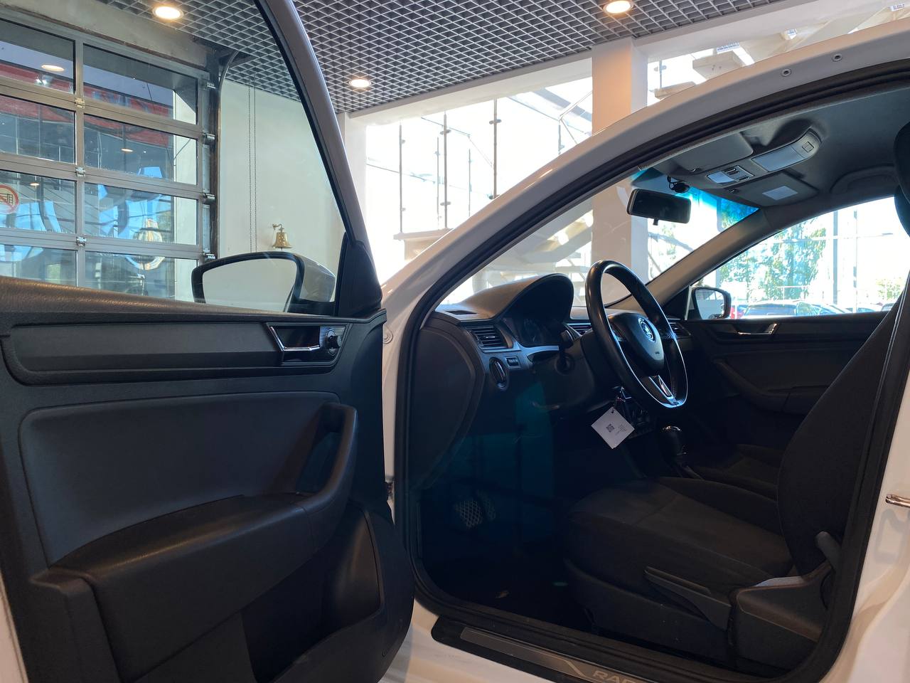 SKODA RAPID