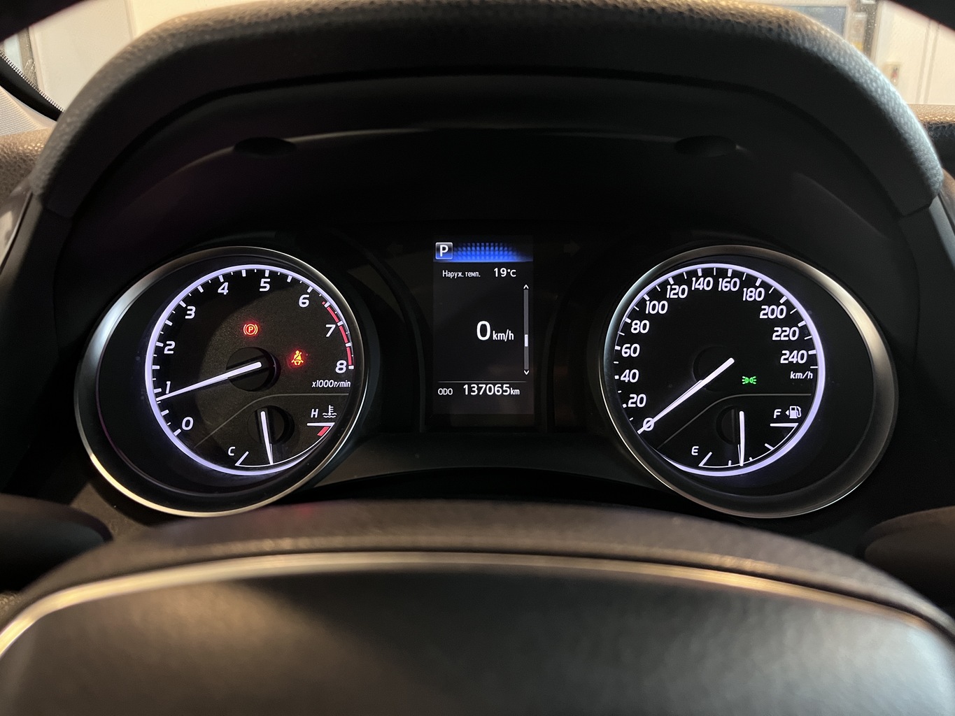 TOYOTA CAMRY