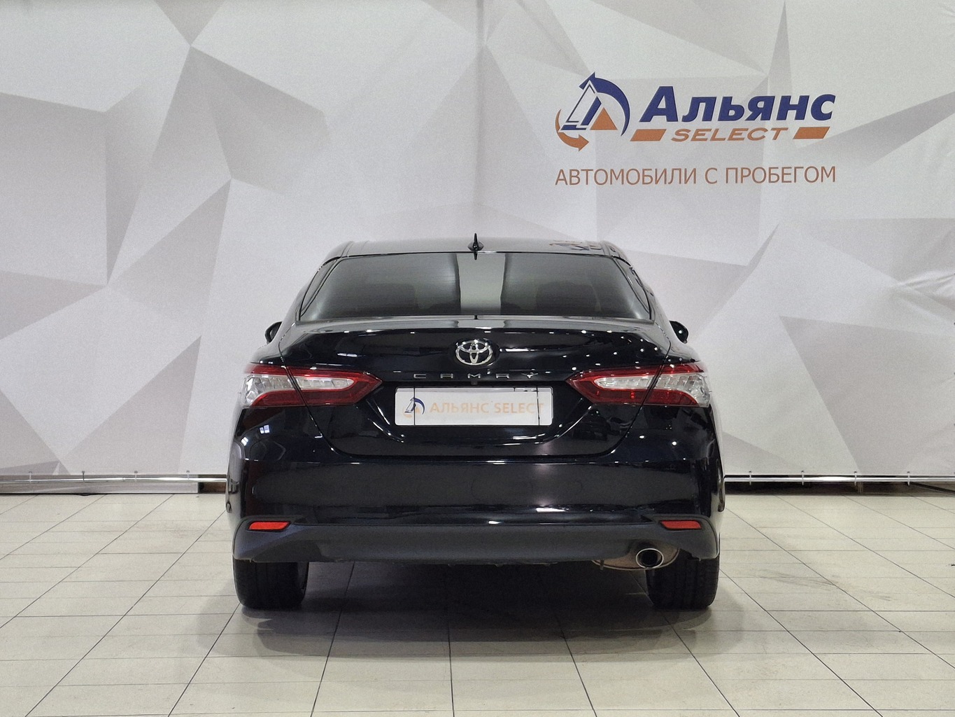 TOYOTA CAMRY