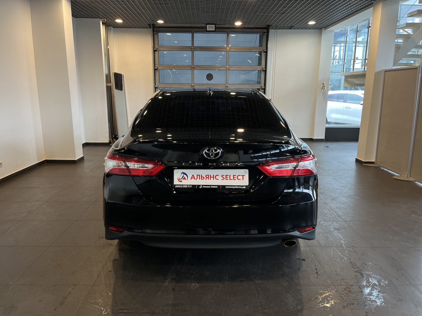 TOYOTA CAMRY