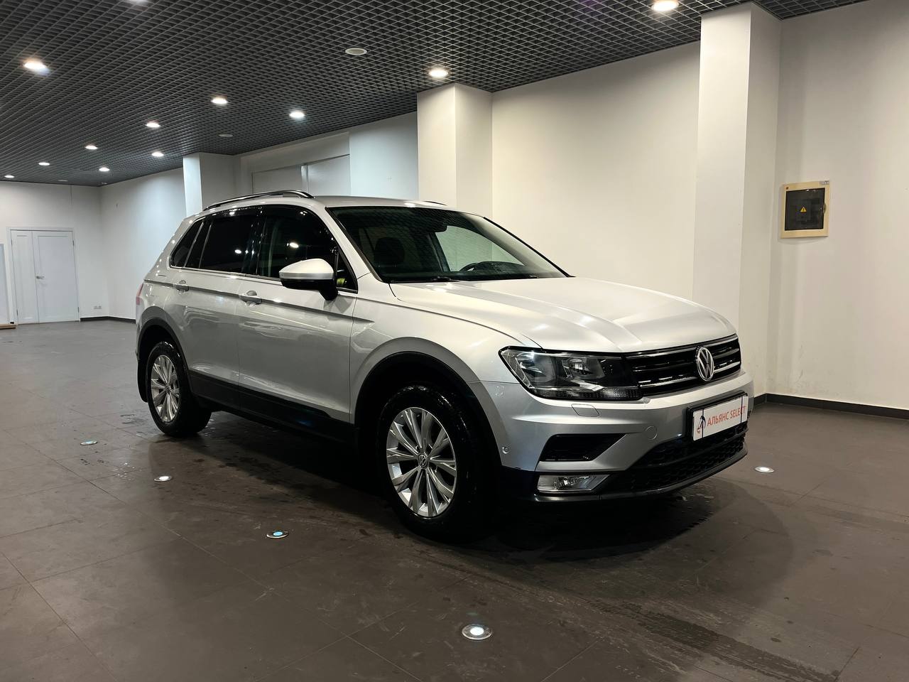 VOLKSWAGEN TIGUAN NEW