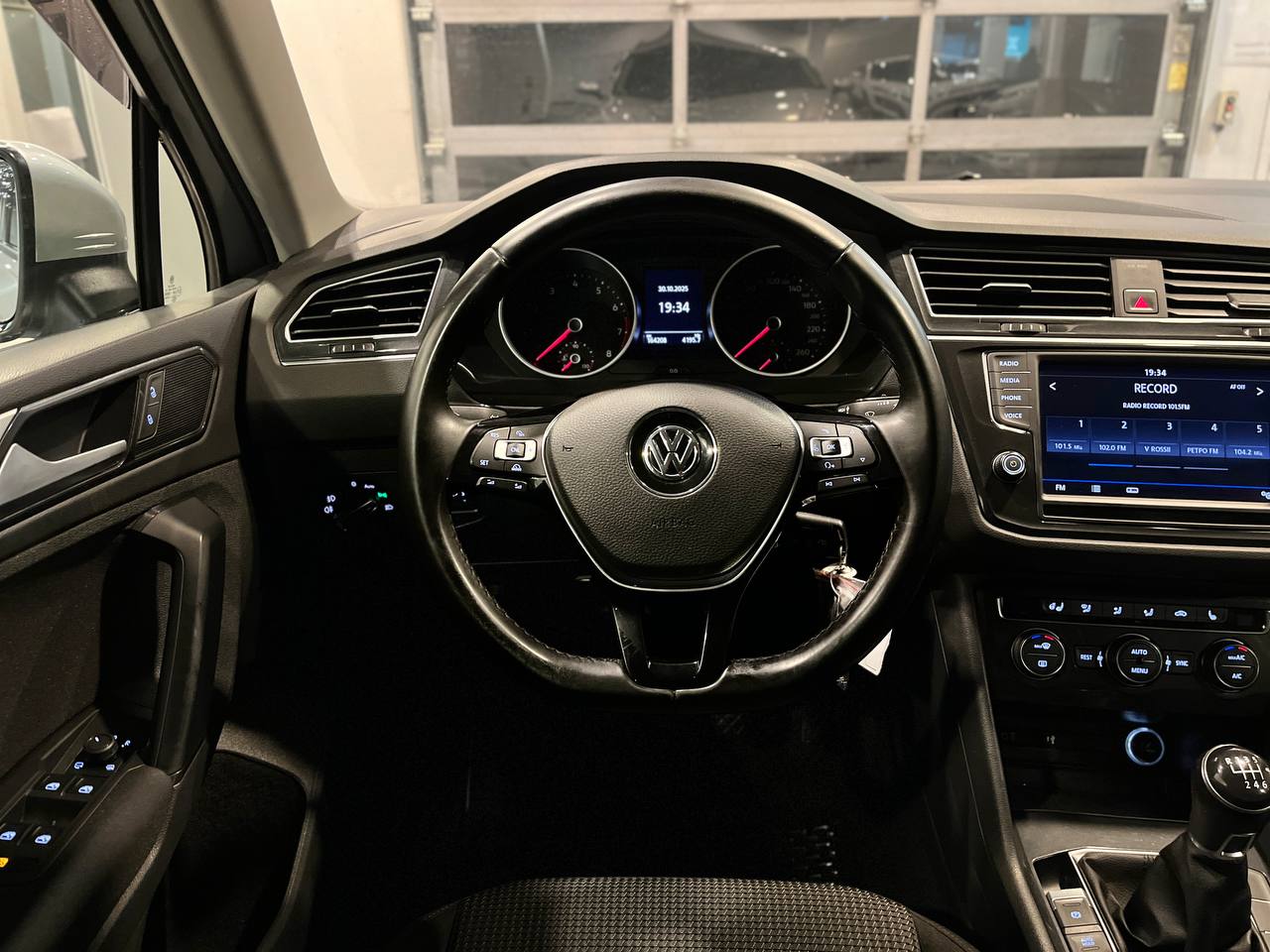 VOLKSWAGEN TIGUAN NEW