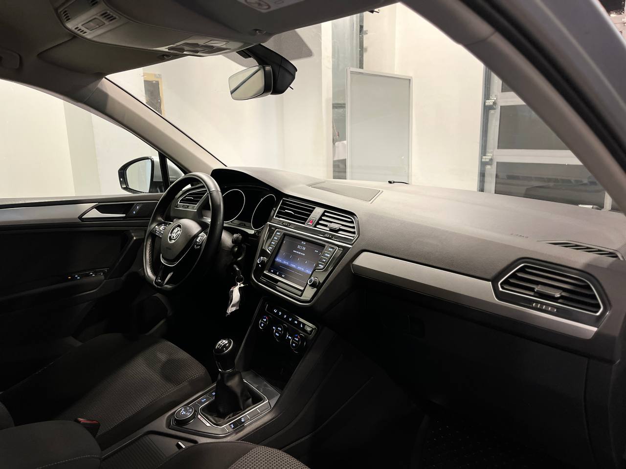 VOLKSWAGEN TIGUAN NEW