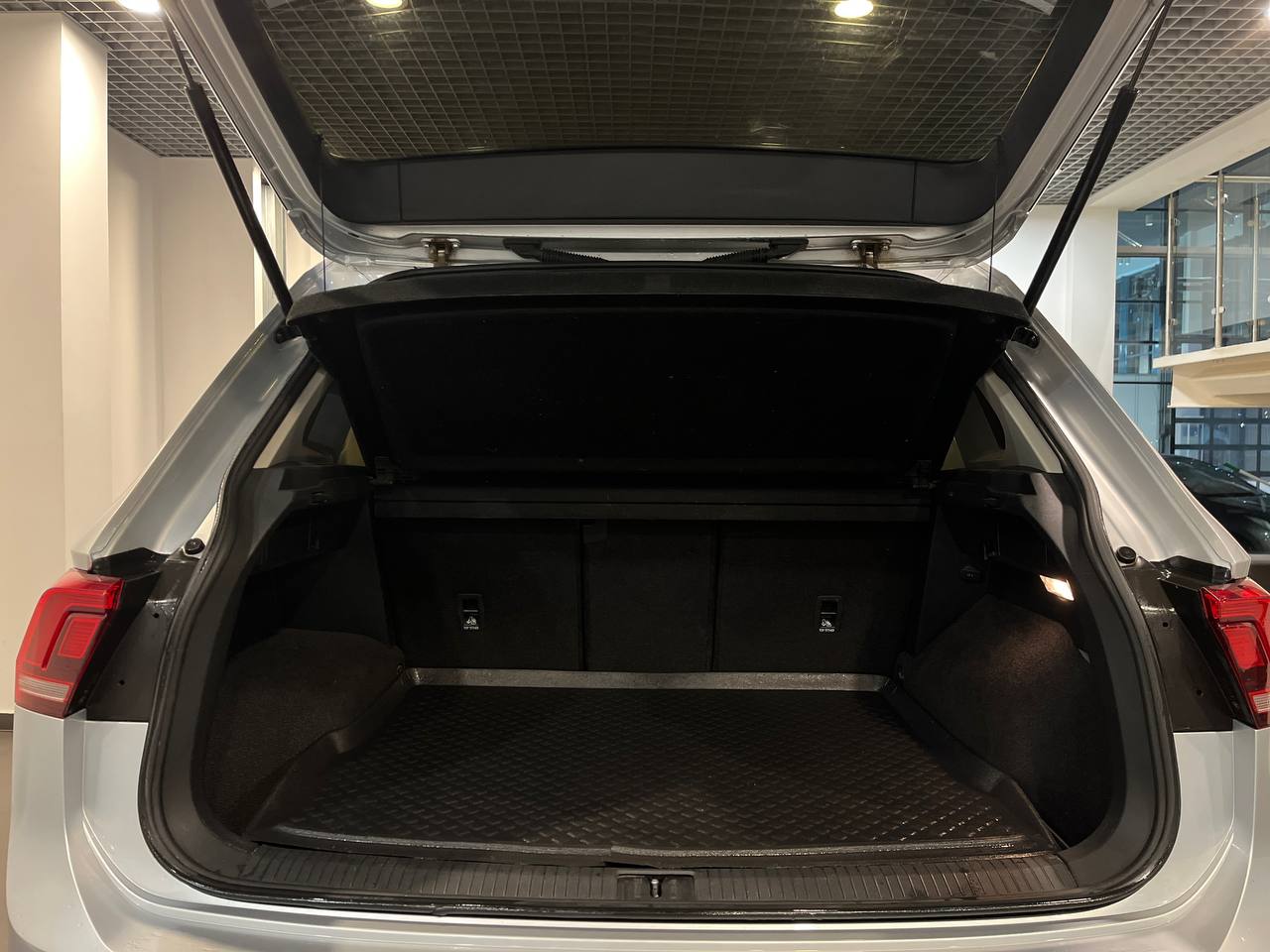 VOLKSWAGEN TIGUAN NEW