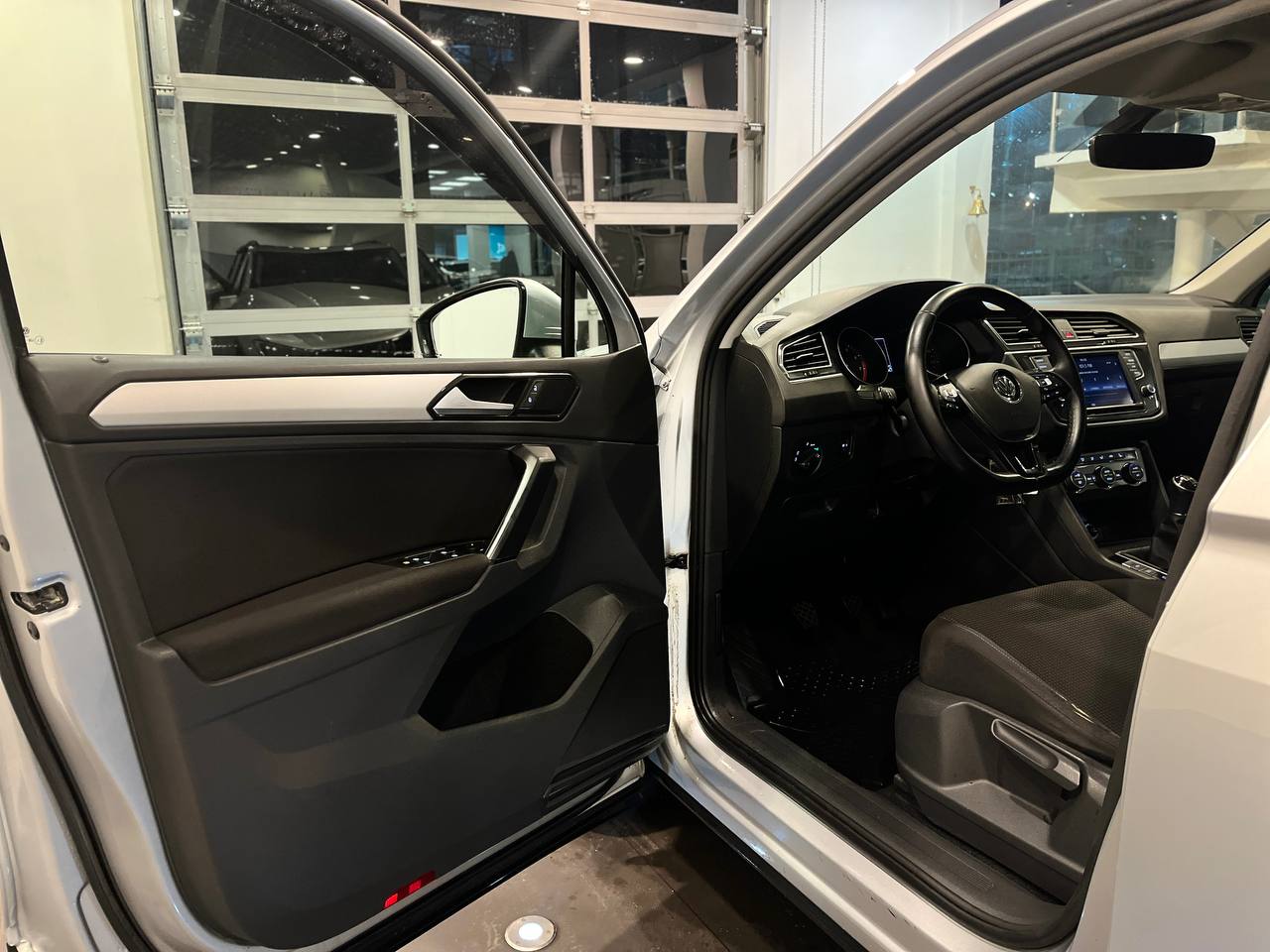 VOLKSWAGEN TIGUAN NEW