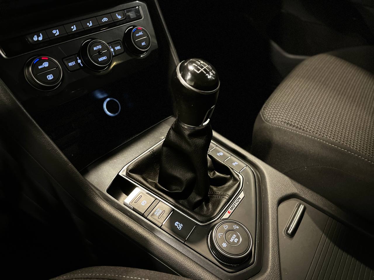 VOLKSWAGEN TIGUAN NEW