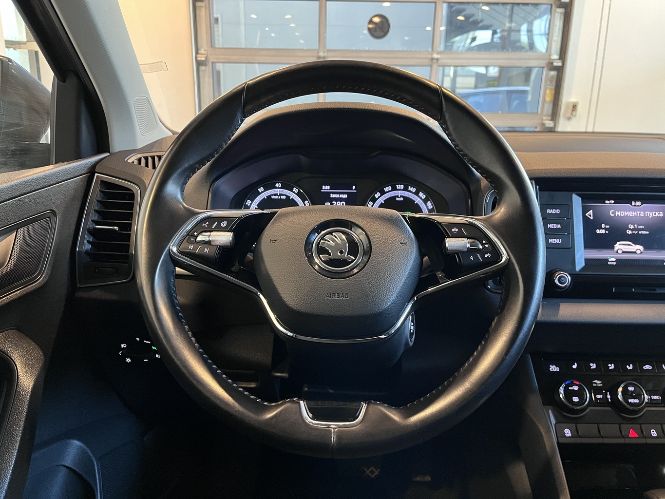 SKODA KAROQ