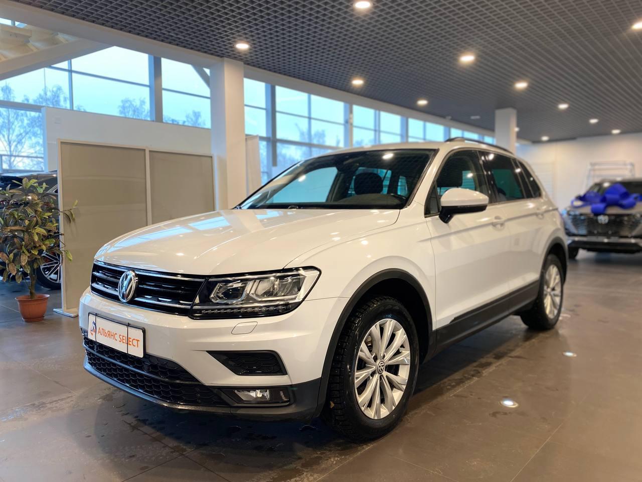 VOLKSWAGEN TIGUAN