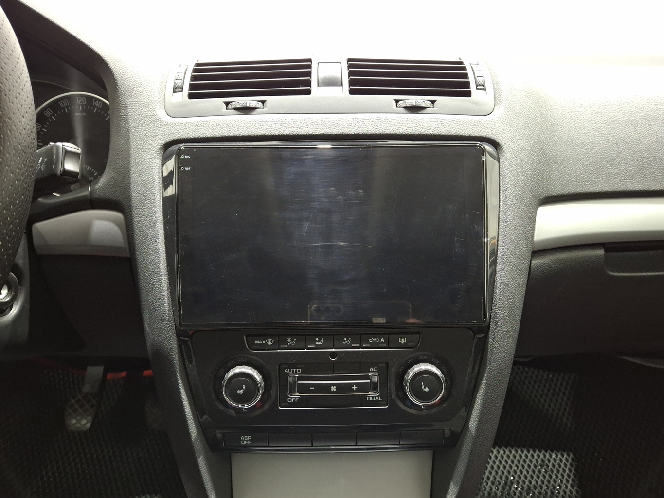 SKODA OKTAVIA