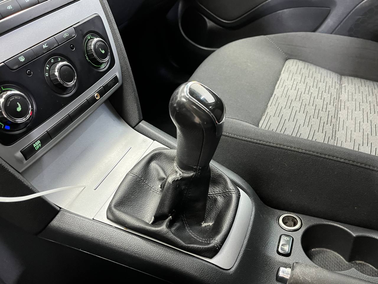 SKODA OKTAVIA