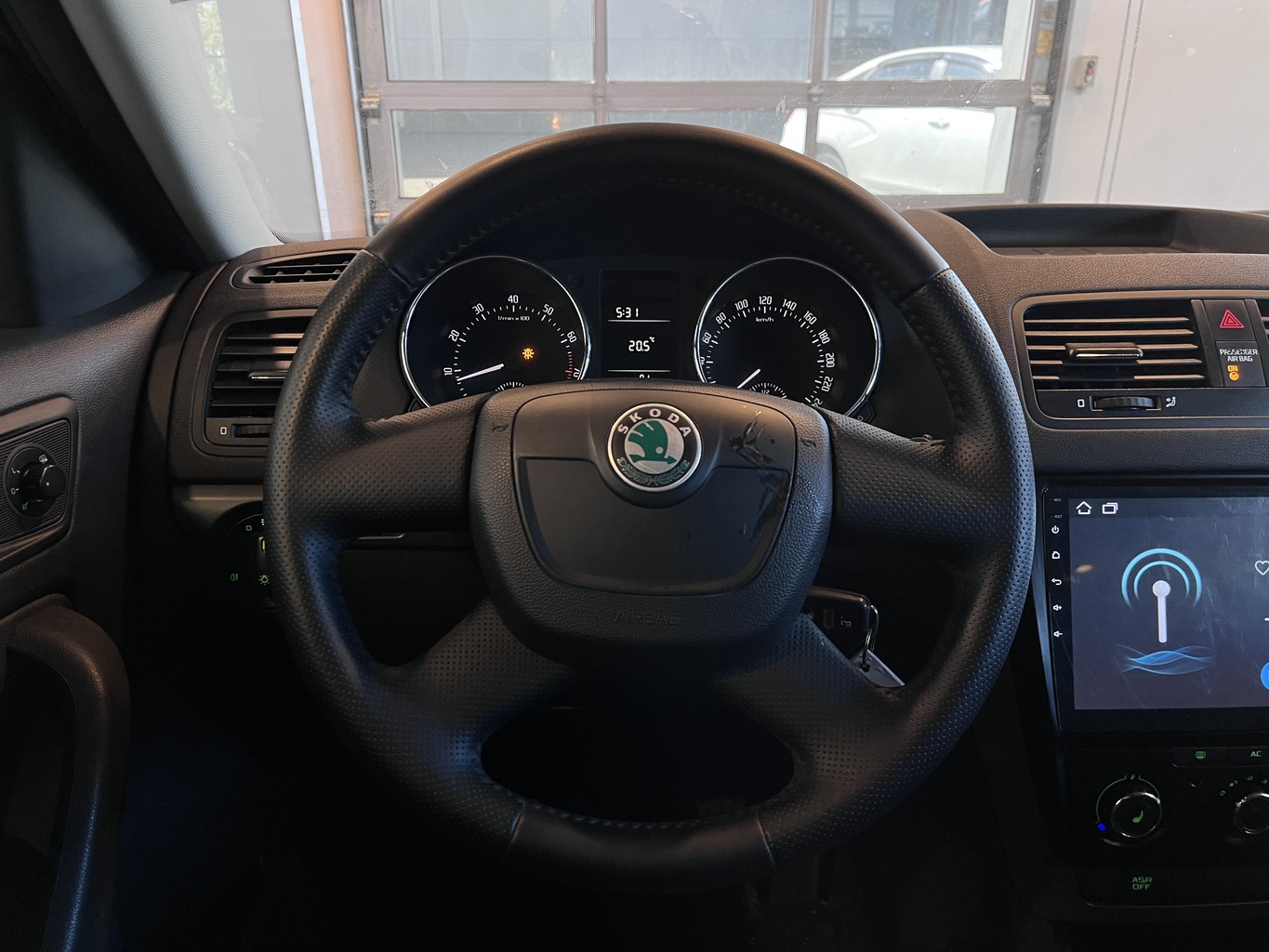 SKODA YETI