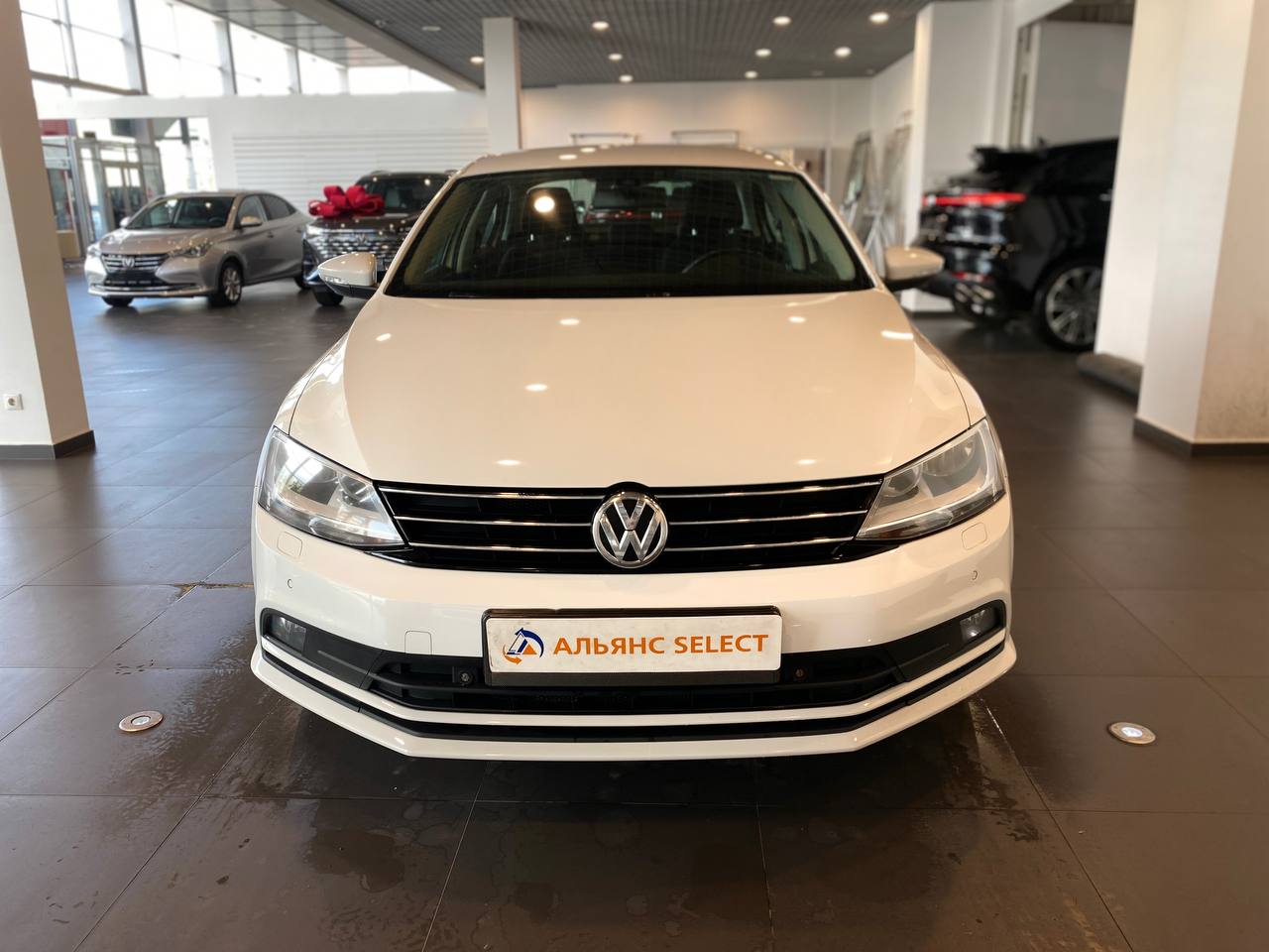 VOLKSWAGEN JETTA
