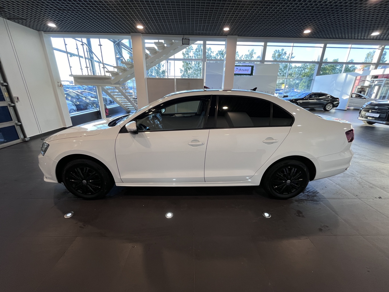 VOLKSWAGEN JETTA