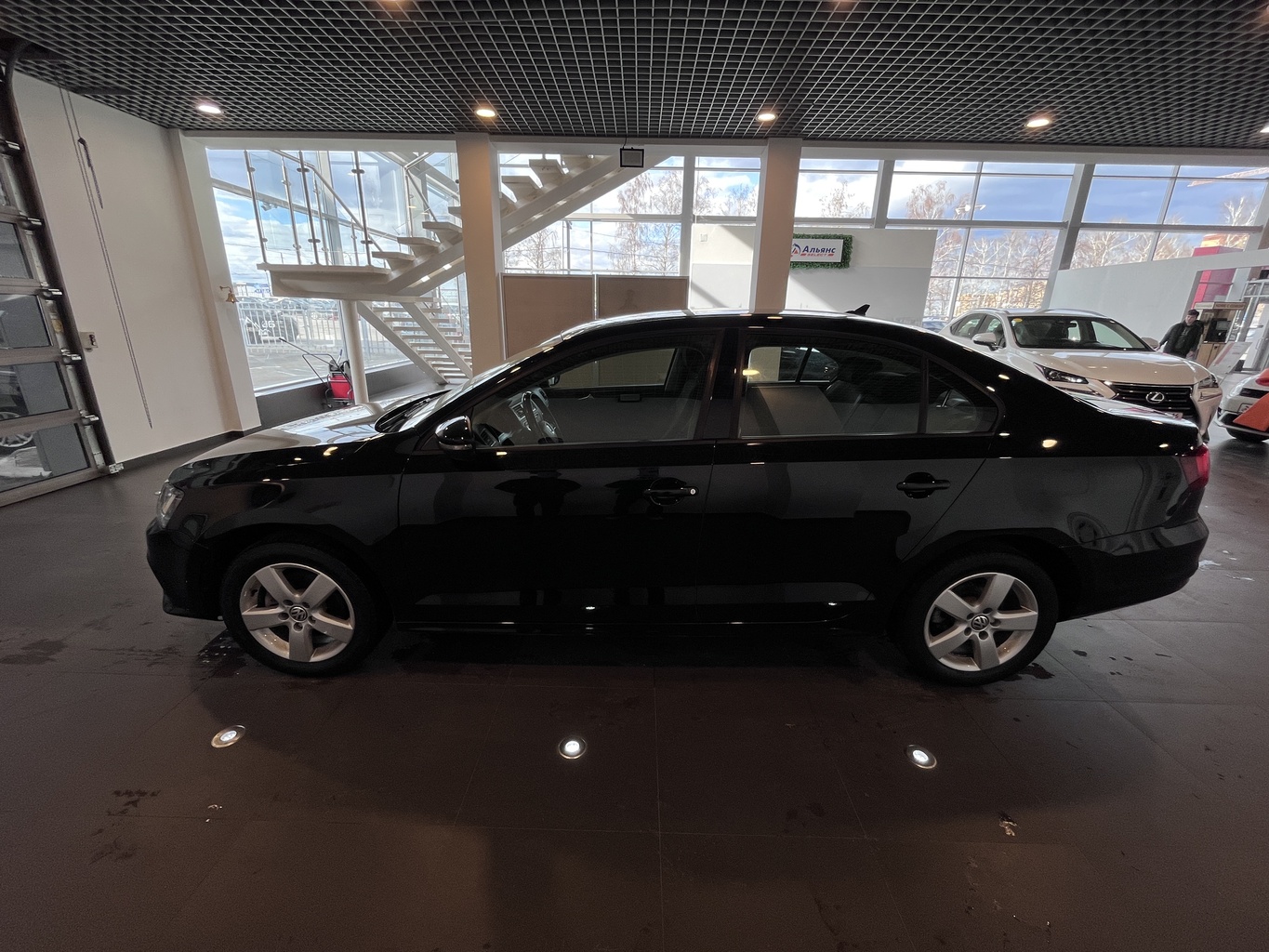 VOLKSWAGEN JETTA
