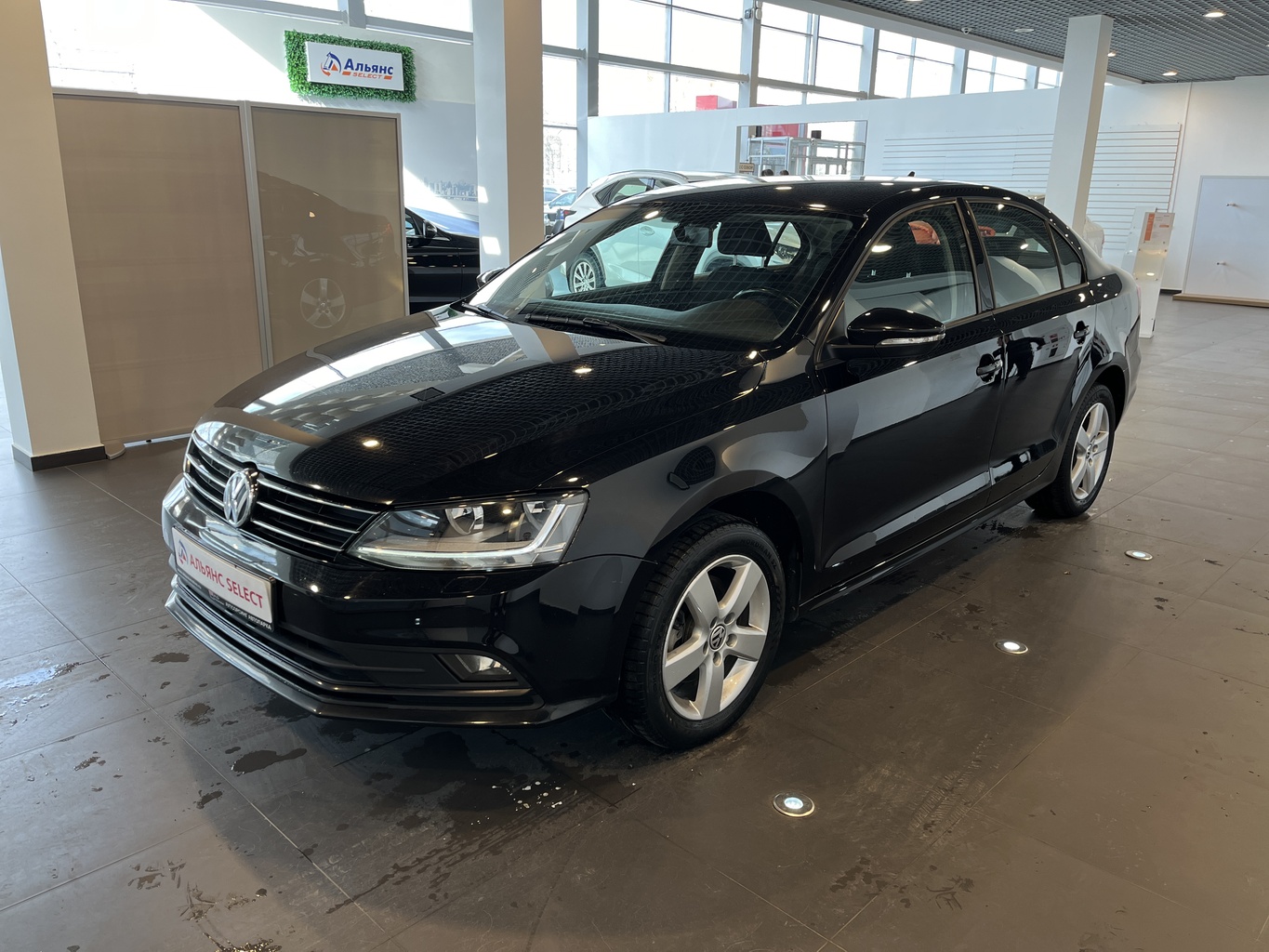 VOLKSWAGEN JETTA