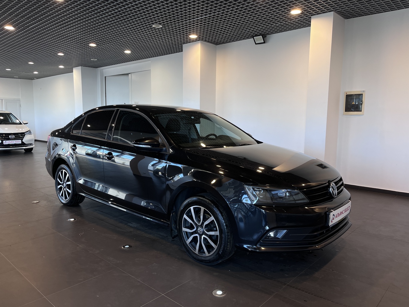 VOLKSWAGEN JETTA