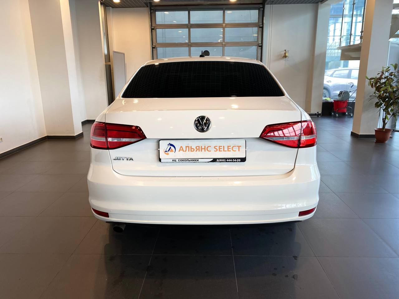 VOLKSWAGEN JETTA