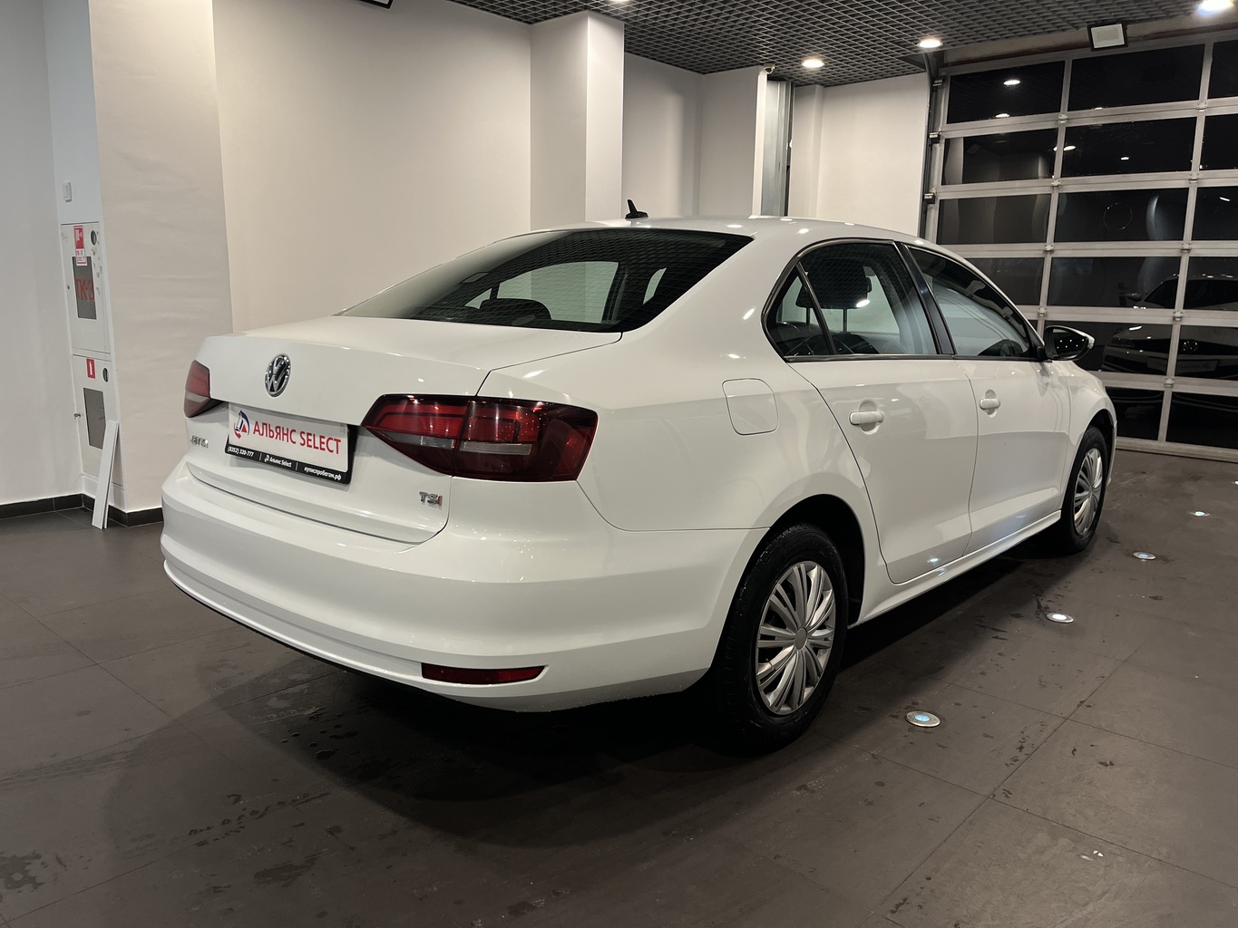 VOLKSWAGEN JETTA