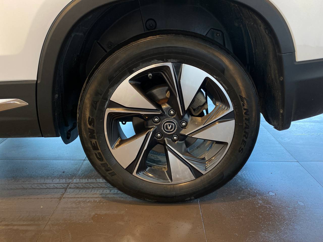 CHANGAN CS75