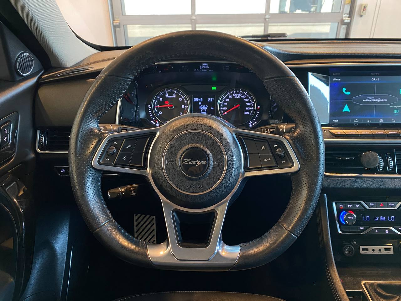 ZOTYE COUPA