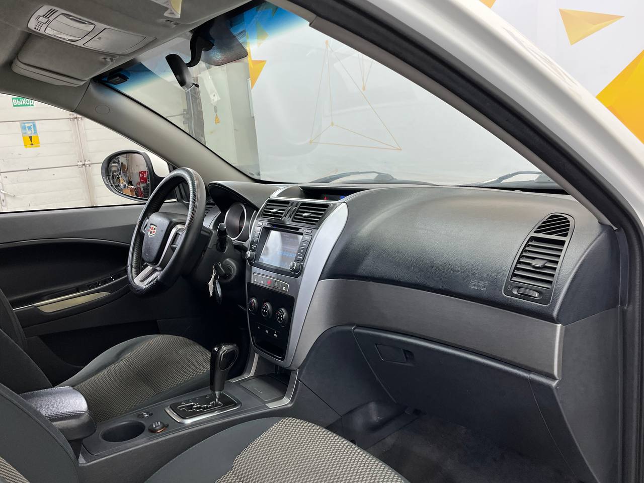 GEELY GELLY EMGRAND X7