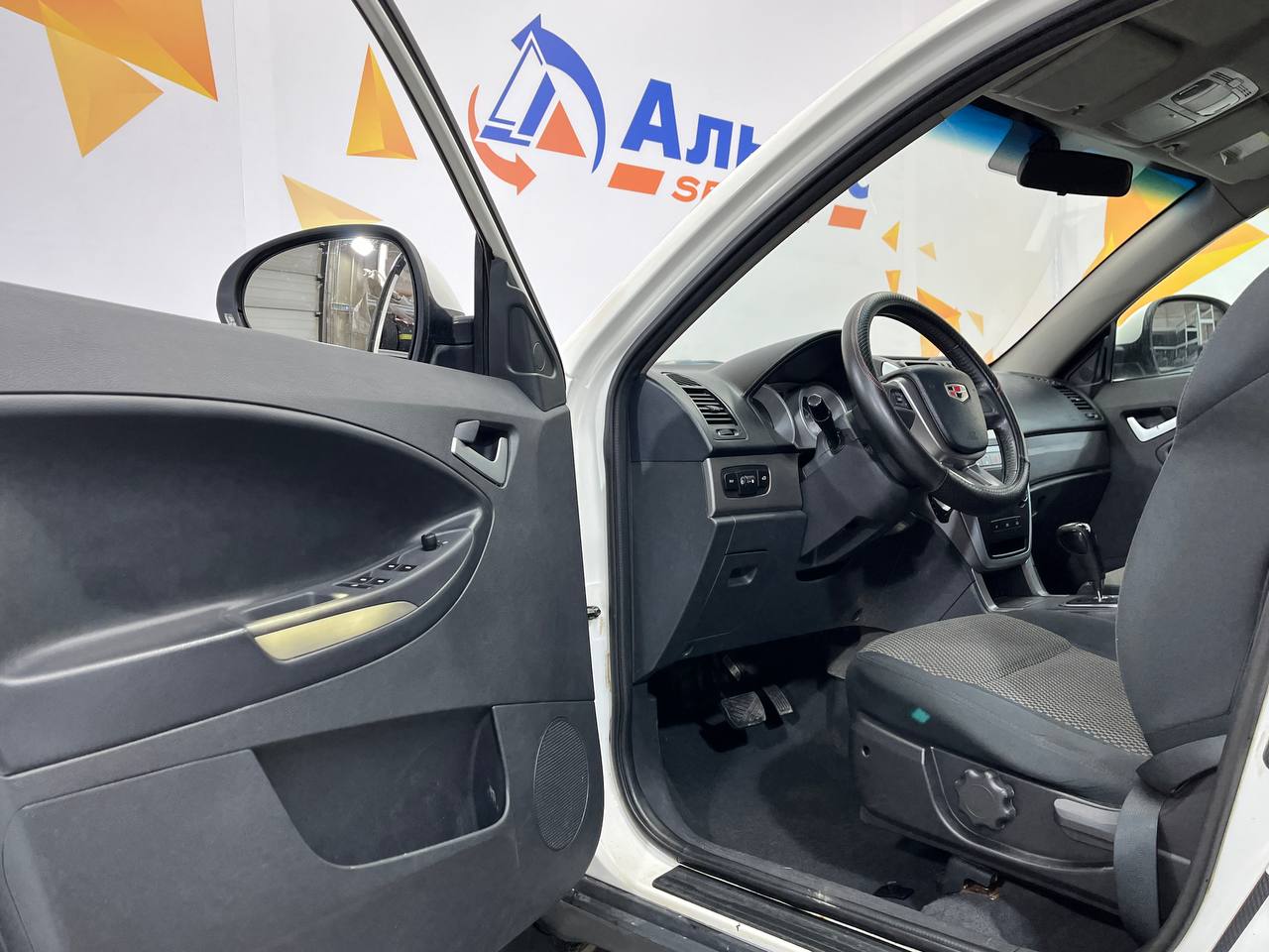 GEELY GELLY EMGRAND X7