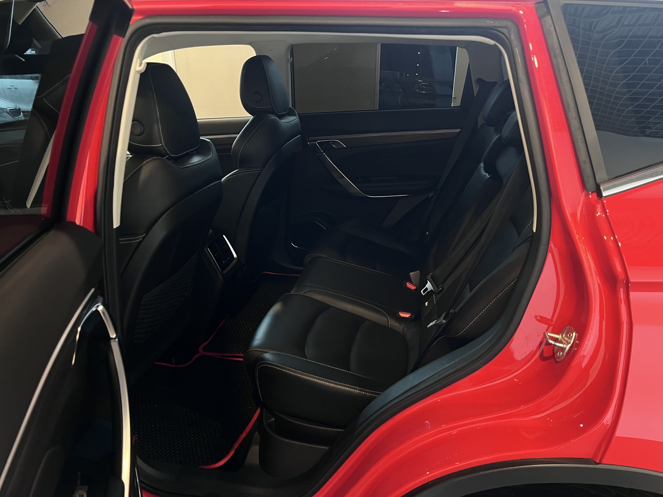 GEELY ATLAS PRO