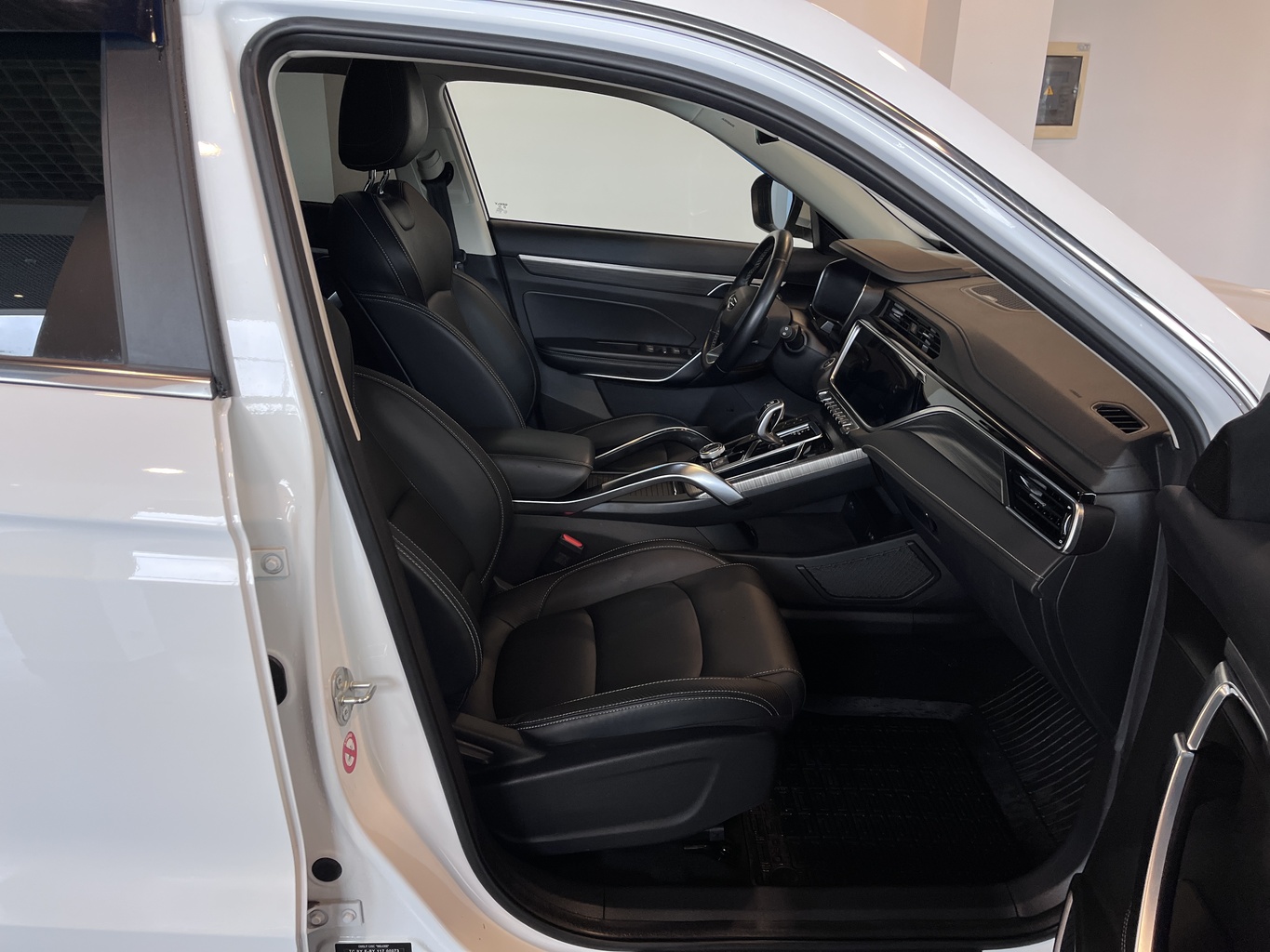 GEELY ATLAS PRO