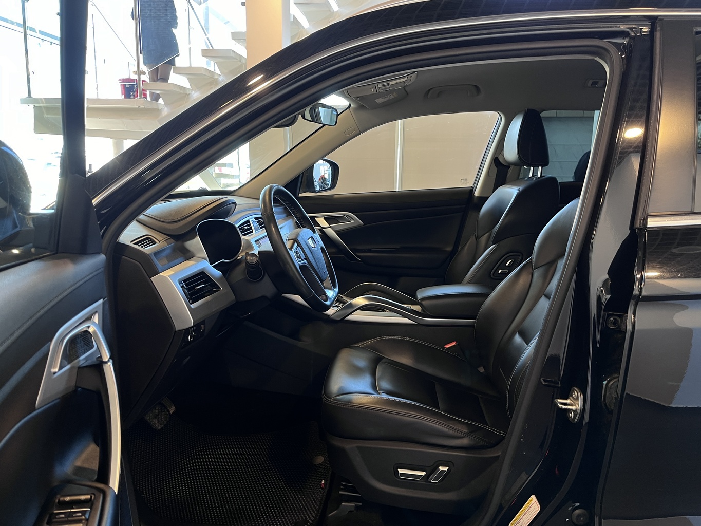 GEELY ATLAS (NL-3)