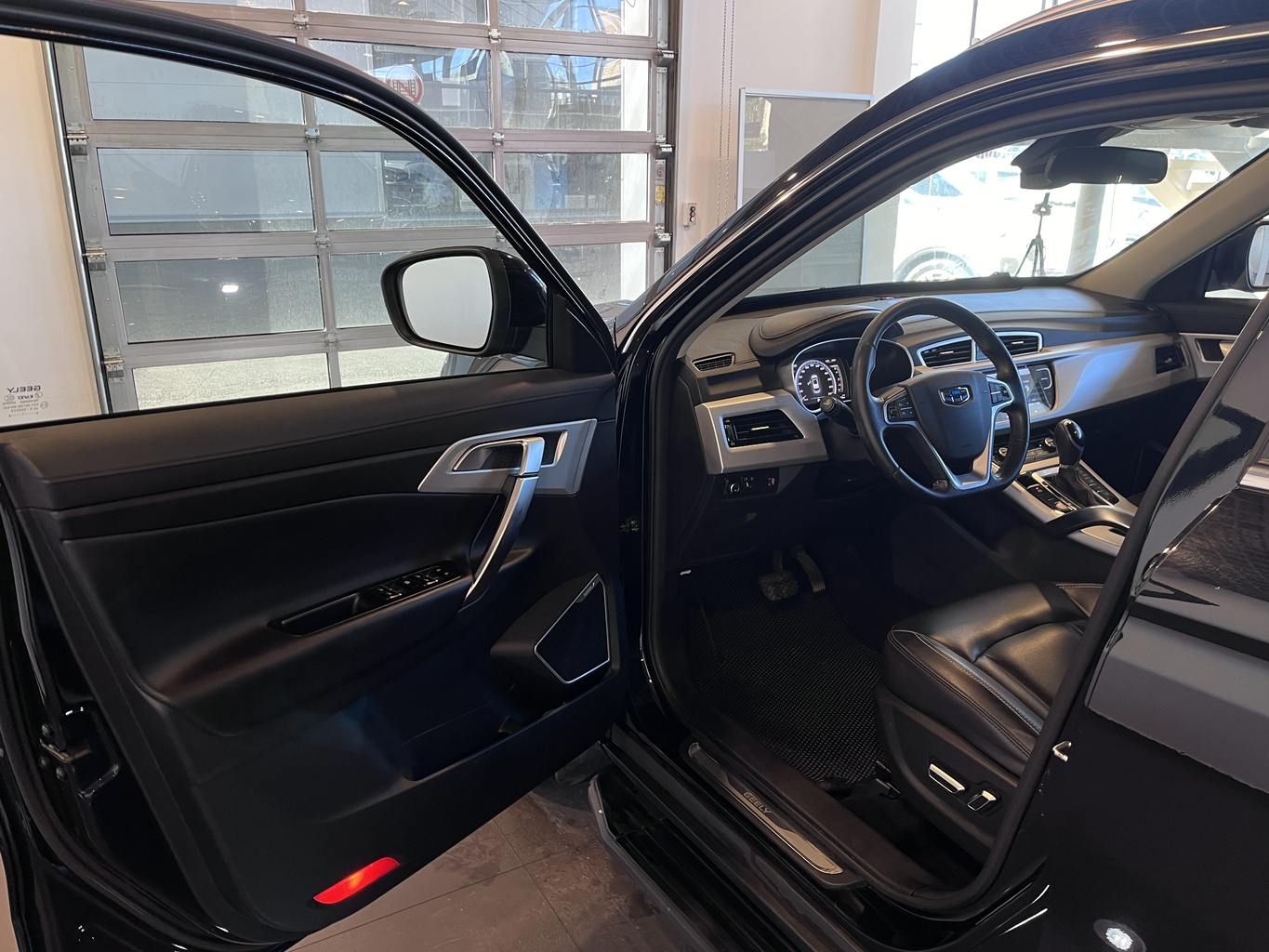 GEELY ATLAS (NL-3)
