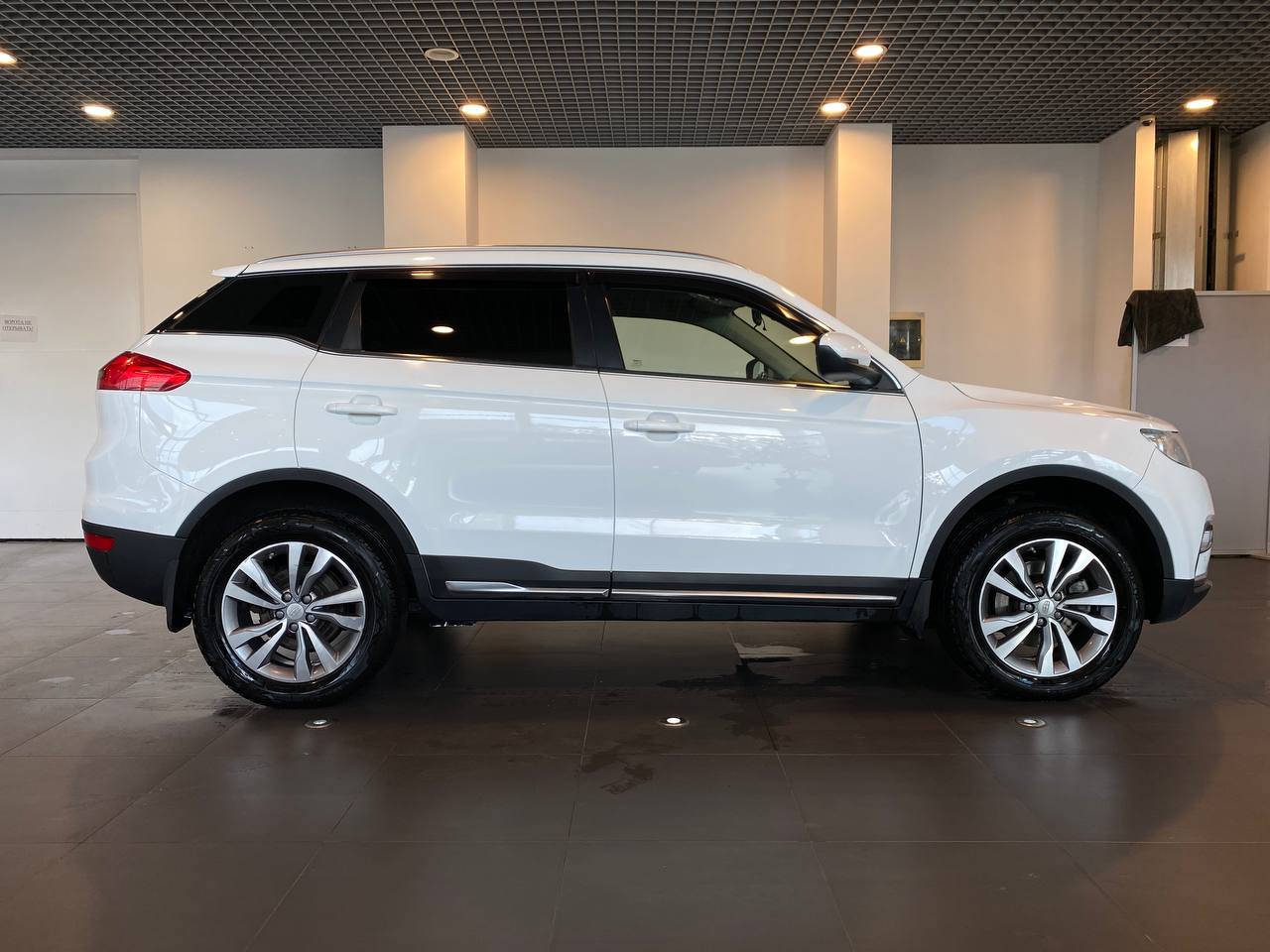 GEELY ATLAS PRO